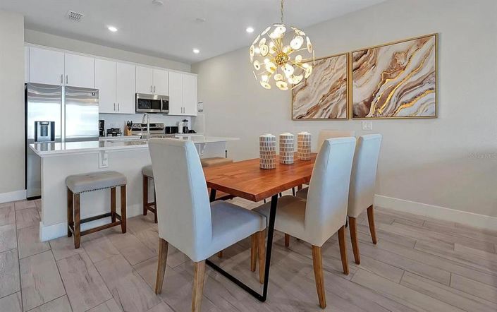 Image No.4-3 Bed Townhouse for sale