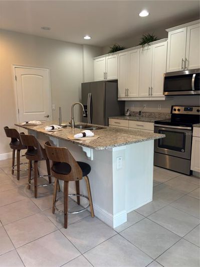 Image No.11-6 Bed House for sale