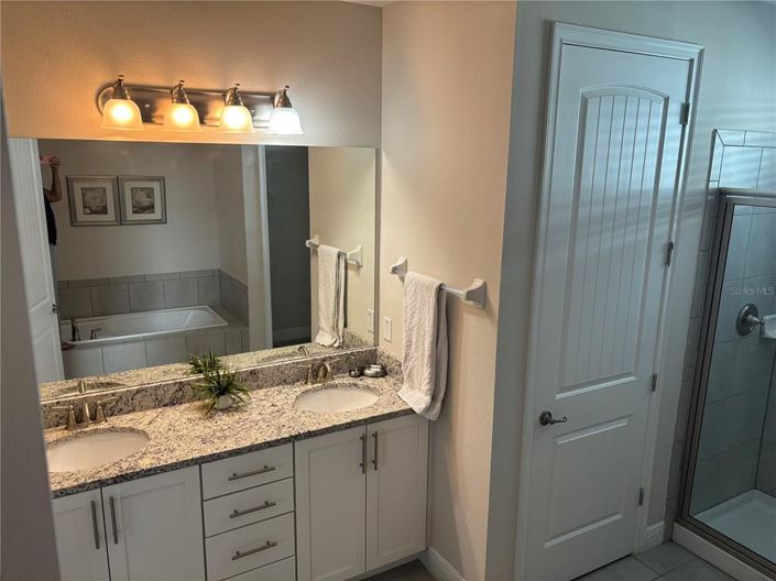 Image No.33-6 Bed House for sale