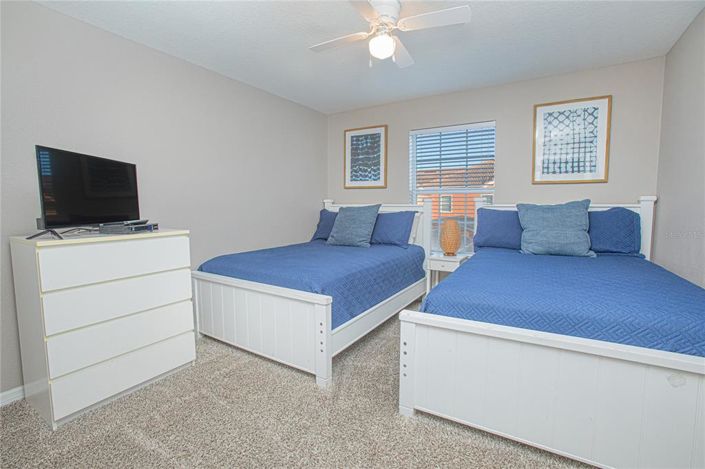 Image No.22-4 Bed Townhouse for sale