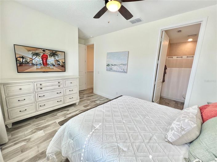 Image No.40-3 Bed Townhouse for sale