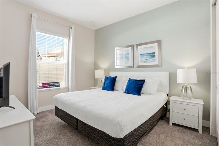 Image No.10-4 Bed Townhouse for sale