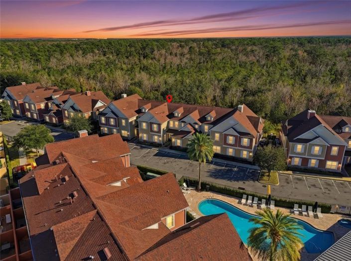 Image No.2-4 Bed Townhouse for sale