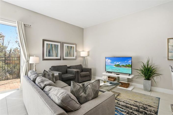 Image No.24-4 Bed Townhouse for sale