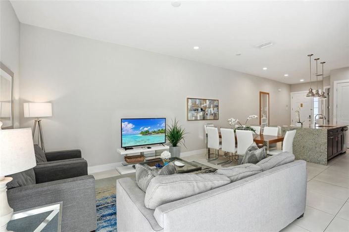 Image No.25-4 Bed Townhouse for sale