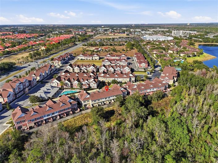 Image No.29-4 Bed Townhouse for sale