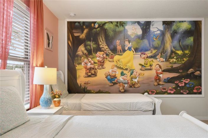 Image No.21-8 Bed House for sale