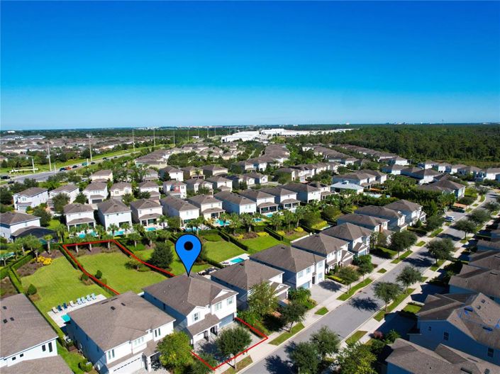 Image No.27-8 Bed House for sale