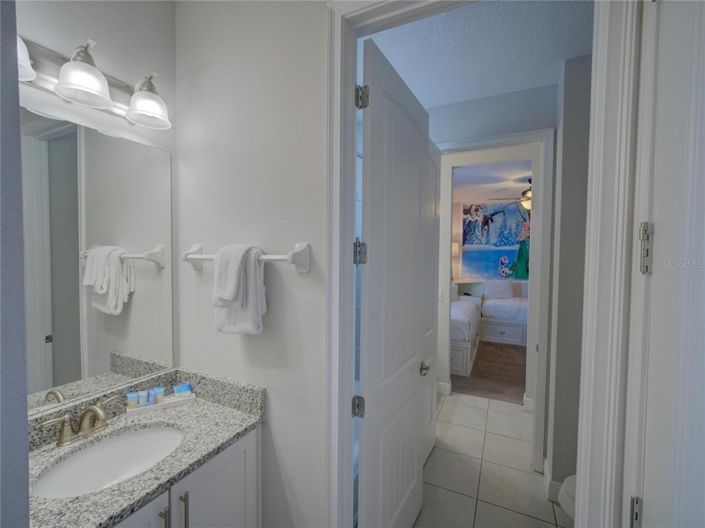 Image No.36-8 Bed House for sale