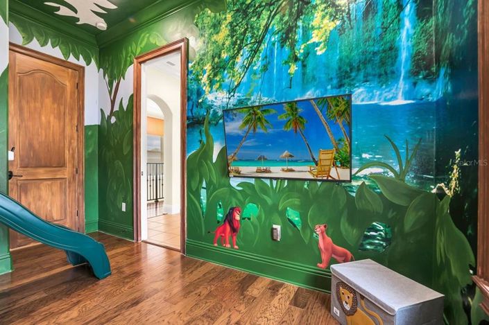 Image No.14-5 Bed House for sale