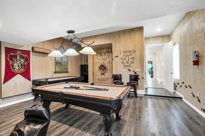 Image No.18-5 Bed Property for sale