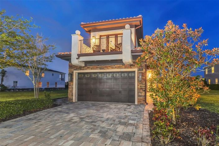 Image No.2-5 Bed Property for sale