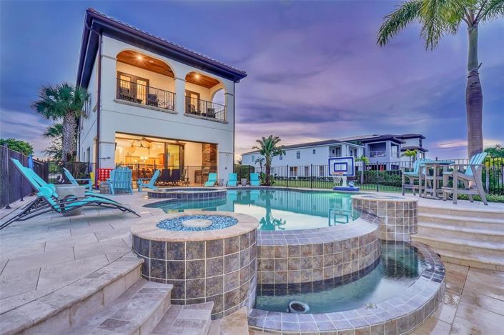 Image No.3-5 Bed House for sale