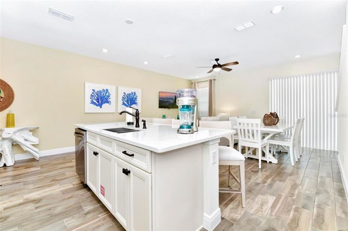 Image No.22-3 Bed Townhouse for sale