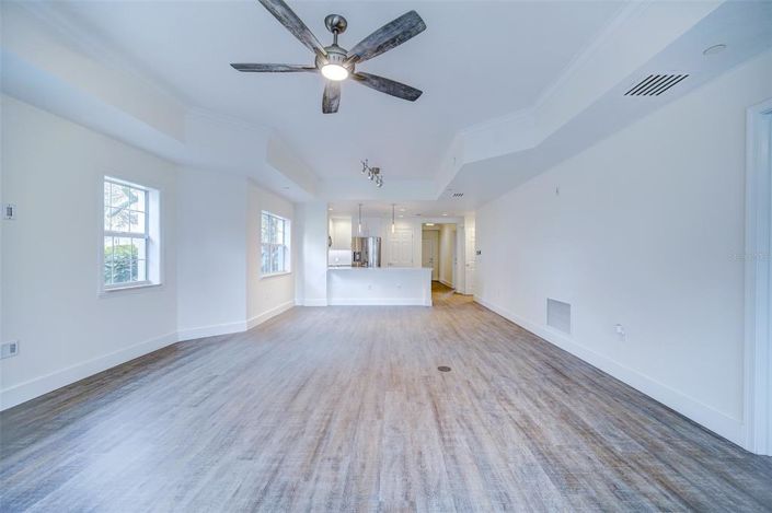 Image No.32-3 Bed Apartment for sale