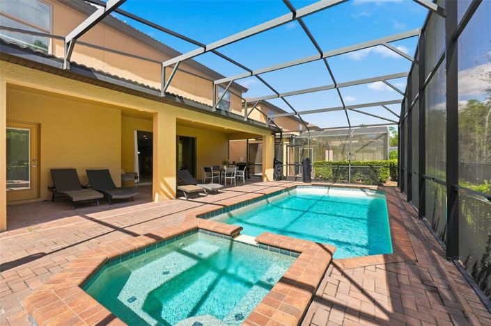 Image No.29-8 Bed House for sale