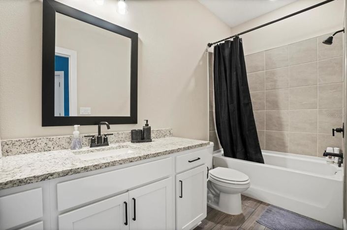 Image No.24-3 Bed Property for sale