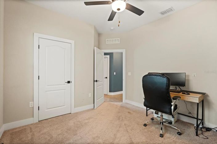 Image No.28-3 Bed Property for sale