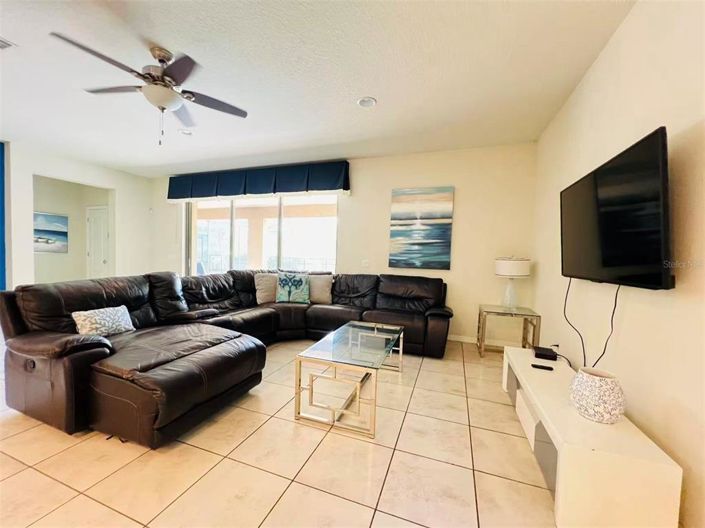 Image No.6-Maison de 8 chambres à vendre à Saint John