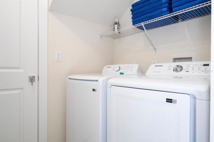 Image No.49-5 Bed Townhouse for sale