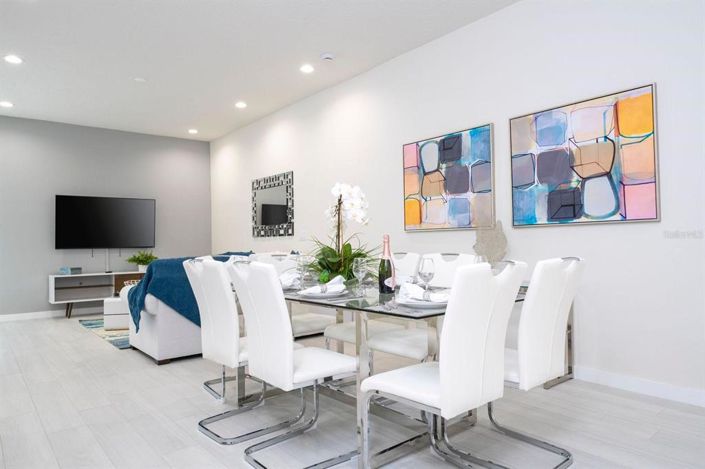 Image No.6-5 Bed Townhouse for sale