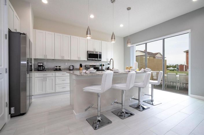 Image No.9-5 Bed Townhouse for sale