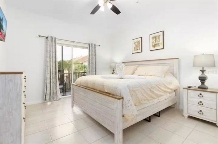 Image No.10-3 Bed Apartment for sale