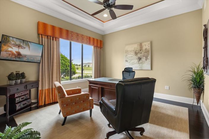Image No.49-6 Bed House for sale