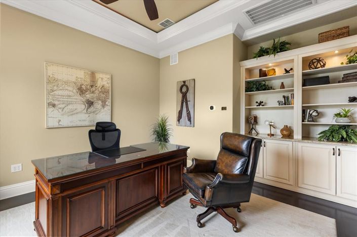 Image No.51-6 Bed House for sale