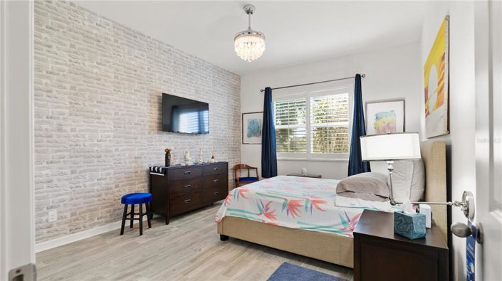 Image No.27-2 Bed Villa for sale