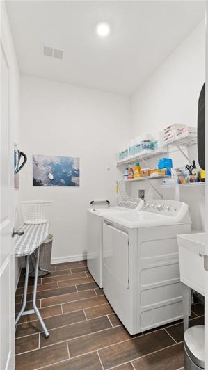 Image No.37-2 Bed Villa for sale