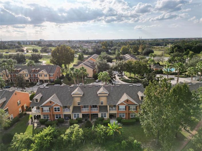 Image No.30-3 Bed Townhouse for sale