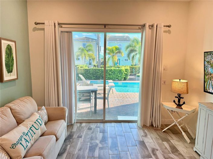 Image No.10-4 Bed House for sale