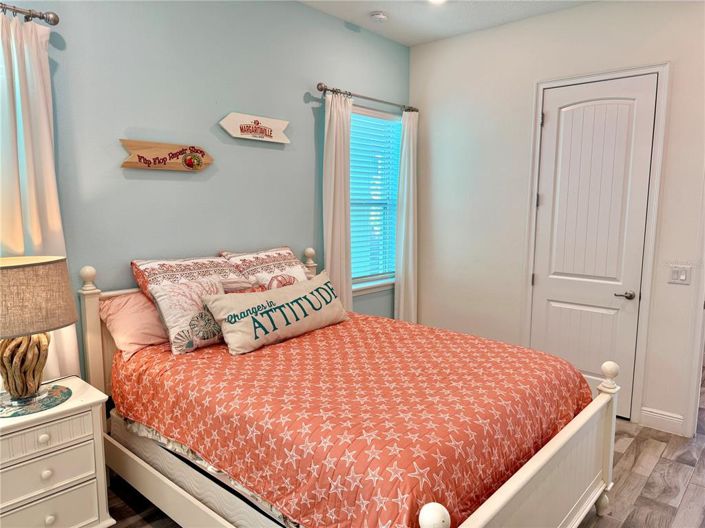 Image No.16-4 Bed House for sale