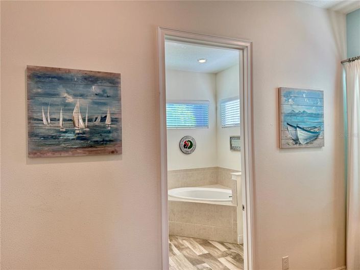 Image No.17-4 Bed House for sale