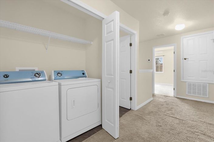 Image No.19-3 Bed Townhouse for sale