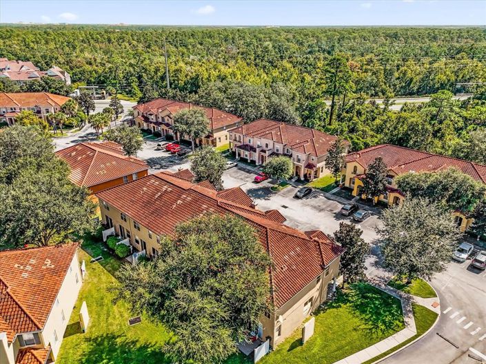 Image No.25-3 Bed Townhouse for sale