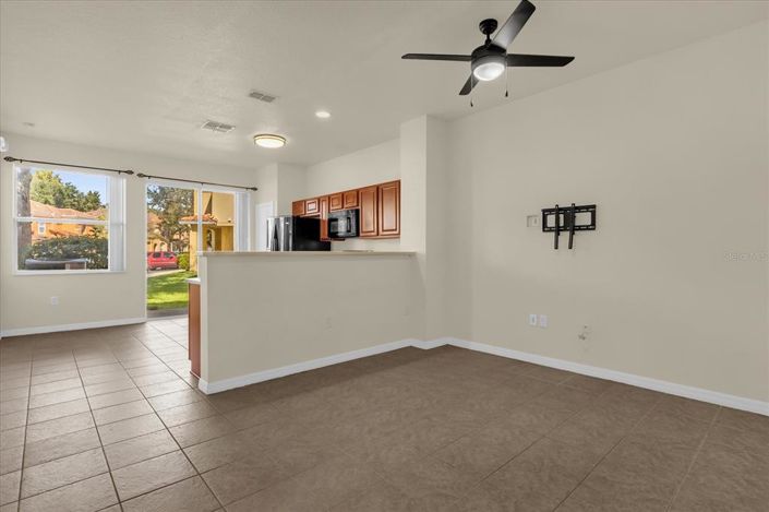 Image No.7-3 Bed Townhouse for sale