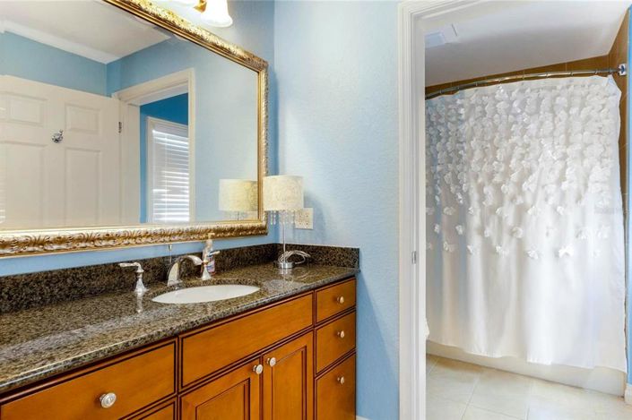 Image No.20-3 Bed Apartment for sale