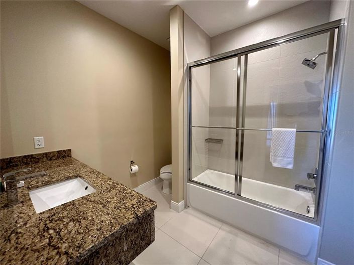Image No.26-3 Bed Townhouse for sale