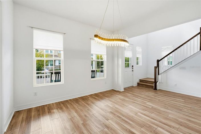 Image No.11-4 Bed House for sale