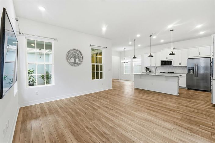 Image No.14-4 Bed House for sale