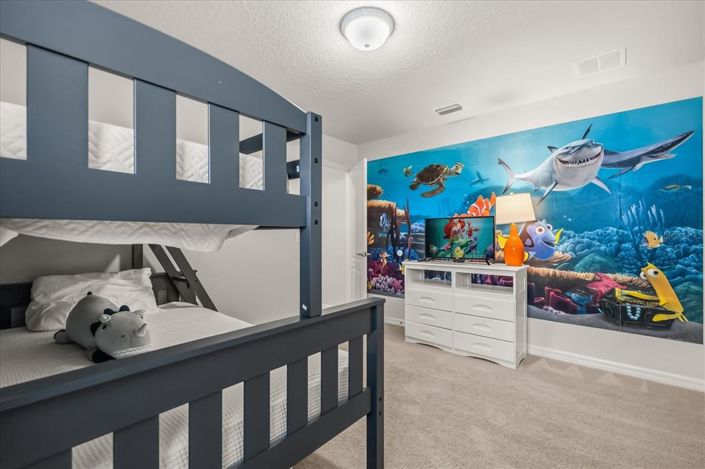 Image No.16-6 Bed Property for sale