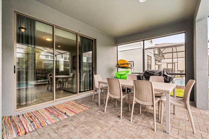 Image No.33-6 Bed Property for sale