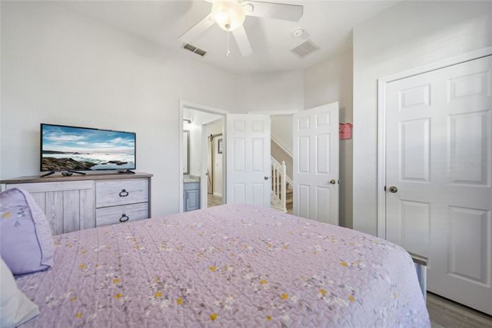 Image No.13-3 Bed Townhouse for sale