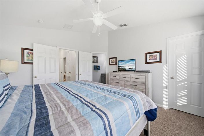 Image No.17-3 Bed Townhouse for sale