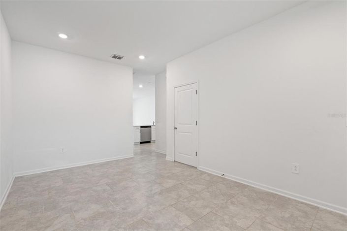 Image No.4-3 Bed Townhouse for sale