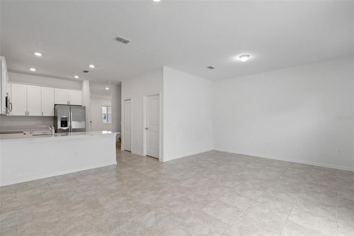 Image No.9-3 Bed Townhouse for sale