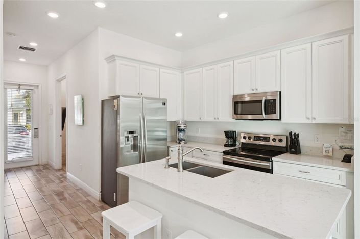 Image No.5-5 Bed House for sale