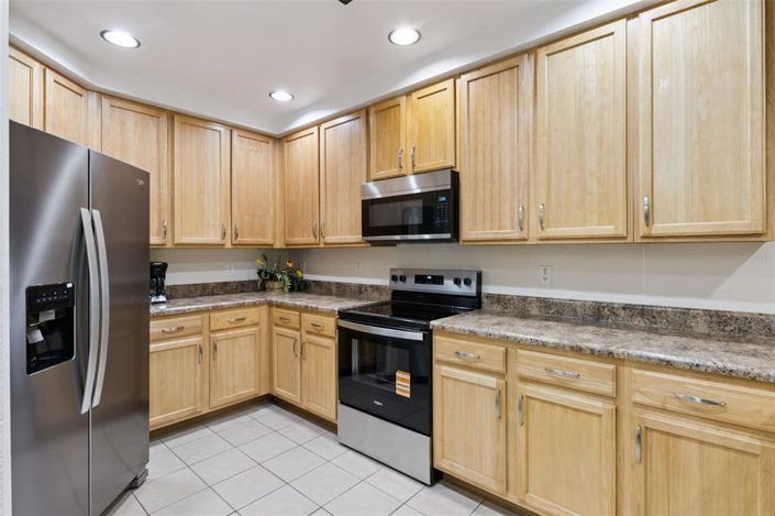 Image No.12-2 Bed Apartment for sale